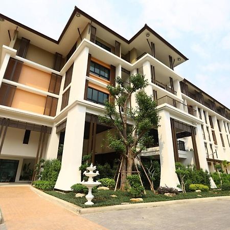 Double Tree Residence- Suit room Chiang Mai Buitenkant foto